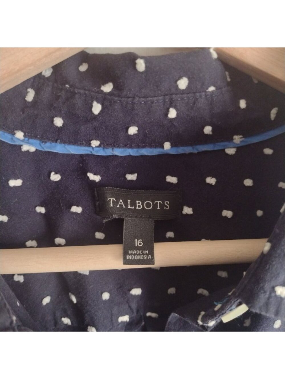Talbots Navy Polka Dot Button-Up Shirt 16 Lightweight Cotton Dotted Swiss Top - Picture 2 of 12